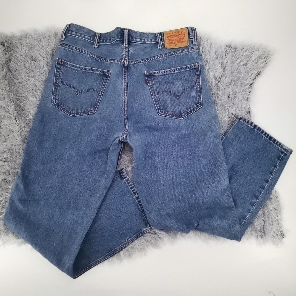 Levi's 550 Men's 38 x 34 Blue Cotton Regular Jeans - Picture 2 of 11